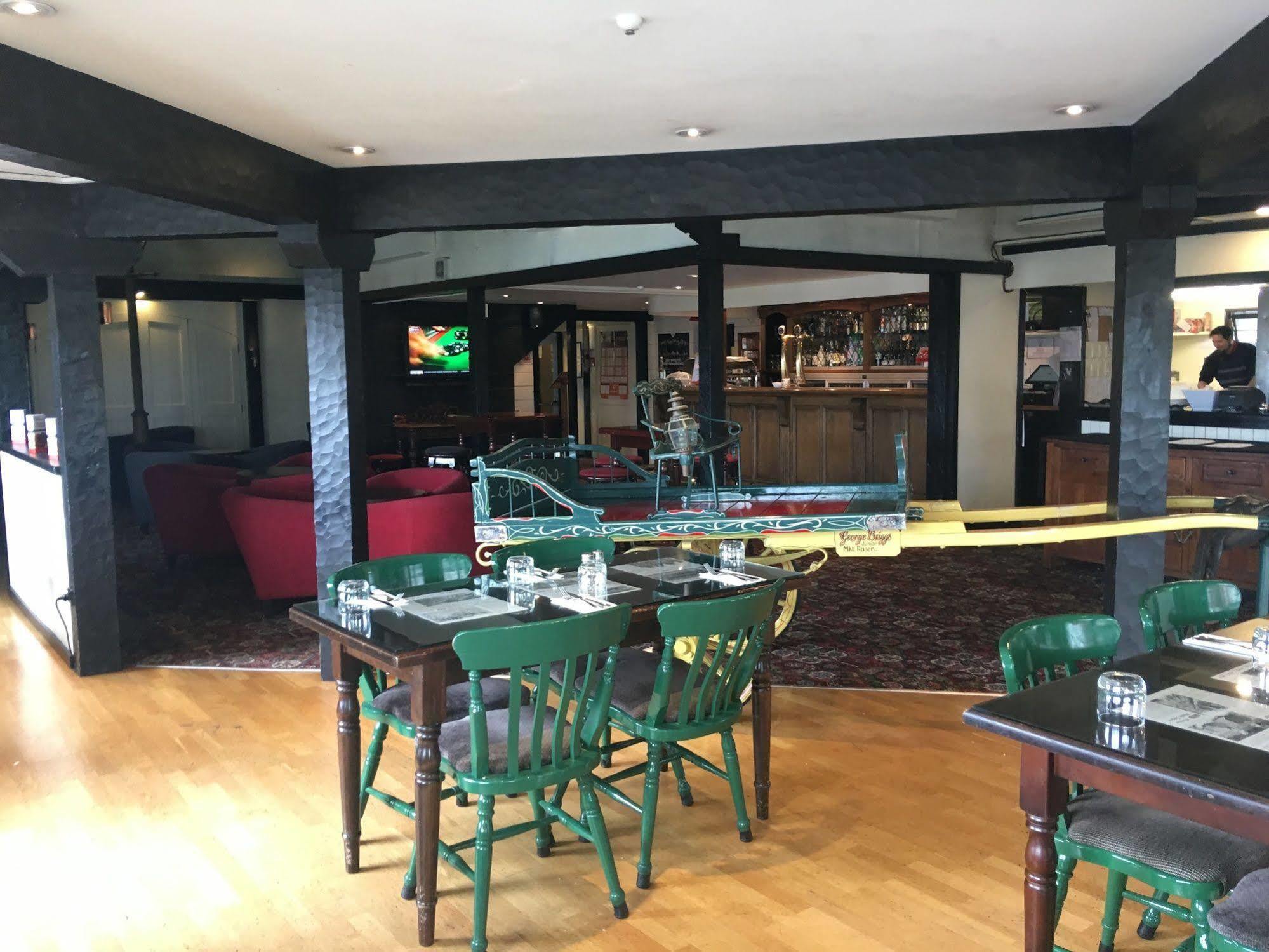 The Surrey Hotel 4*